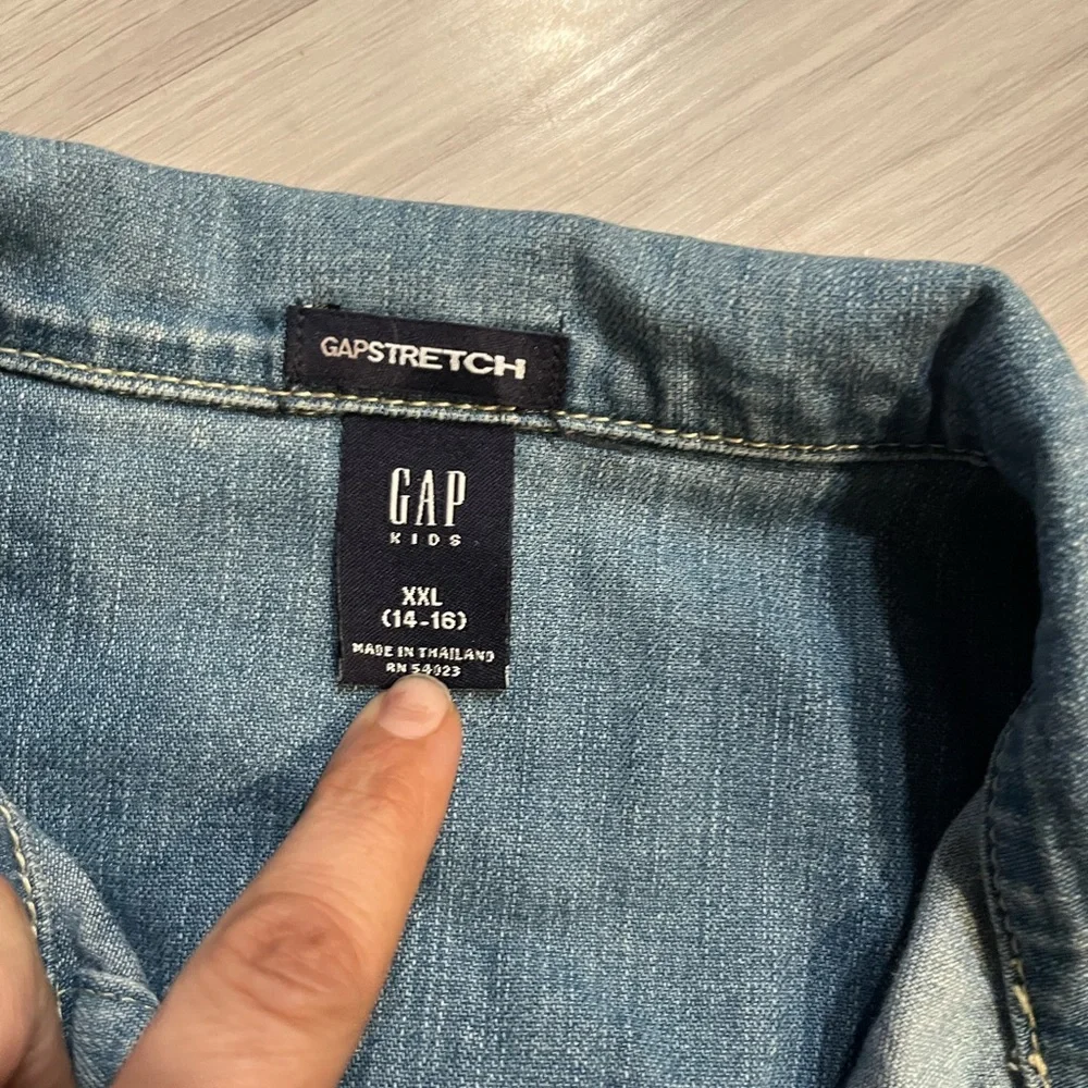 Gap  christmas‎ Blue Jean Jacket with Red Details